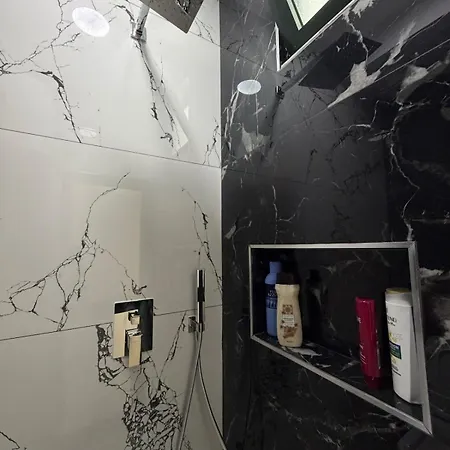 One-bedroom In The Heart Of * Tirana